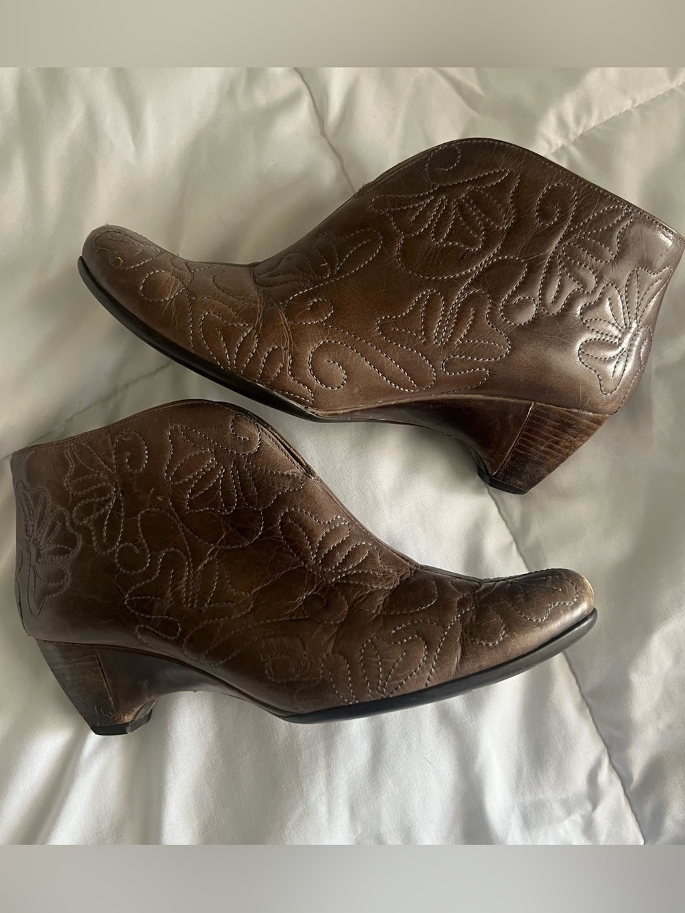 Pikolinos Ginebra Ankle Boot Taupe Leather Embroidered Side Zip Sz 37 6-6.5 Boho